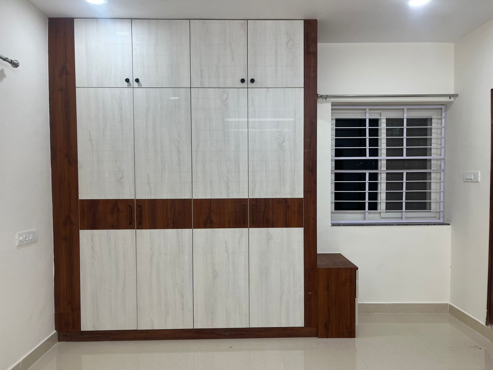 Custom Edge || Interior Designers